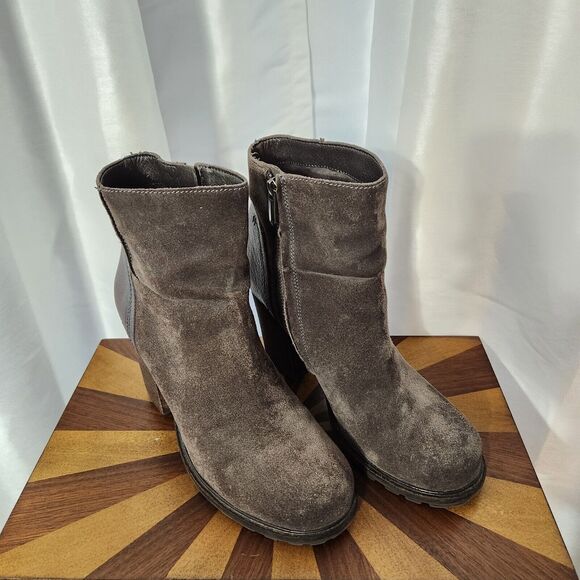 Sam Edelman Size 9.5 M Gray Suede Boots Franklin Distressed Heeled Ankle Bootie - Picture 2 of 16